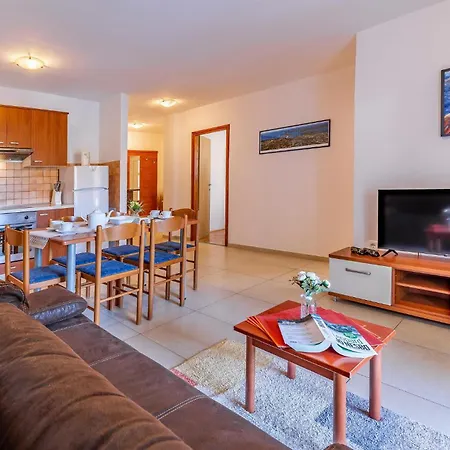 Apartmán Cozy In With Wifi